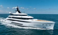 Amor a Vida yacht charter 