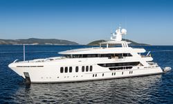 Fortuna yacht charter 