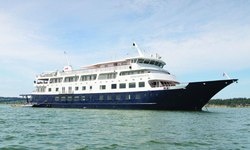 Endeavour yacht charter 