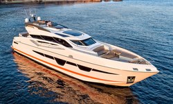 Dolce Vita yacht charter 