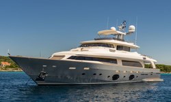 Seventh Sense yacht charter 