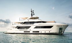 Stellamar yacht charter 