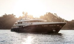 Revelry yacht charter 
