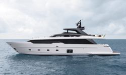 Danlou yacht charter 