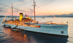 SS Delphine yacht charter 