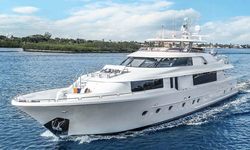 Lucky Lady yacht charter 