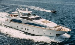 Artemy yacht charter 