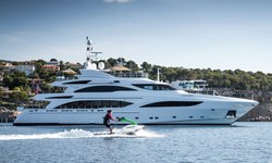 Diane yacht charter 