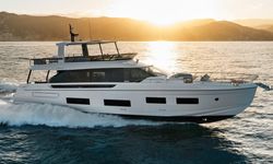 Balance yacht charter 