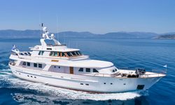 Suncoco yacht charter 