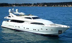 Two Kay yacht charter 