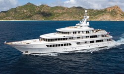 Utopia yacht charter 
