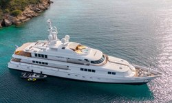 Vera yacht charter 