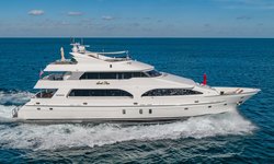 Scott Free yacht charter 