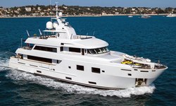 Tommy Belle yacht charter 