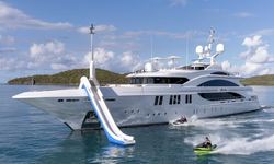 La Blanca yacht charter 
