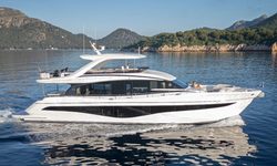 Lumi yacht charter 