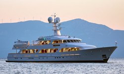 Ancallia yacht charter 