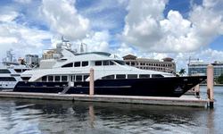 Brunello yacht charter 