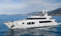Bina yacht charter 