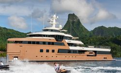 La Datcha yacht charter