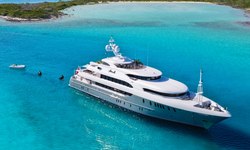 Loon yacht charter 