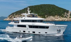 Sassa La Mare yacht charter 