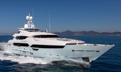 Arados yacht charter 