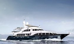 Soho yacht charter 