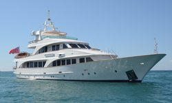 Camellia  yacht charter 
