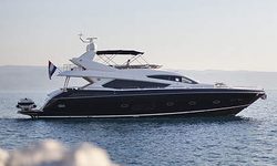 Black Mamba yacht charter 