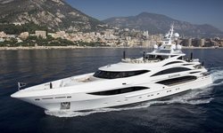 Illusion V yacht charter 