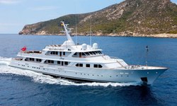 Mirage yacht charter 