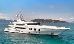 O'Mathilde yacht charter 