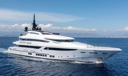 Navis One yacht charter 