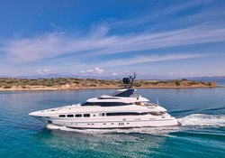 Maestro yacht charter