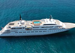 Dream yacht charter