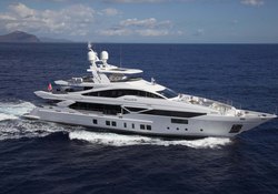 Willow yacht charter