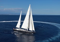 Perseus yacht charter