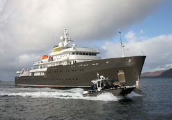 Albatross yacht charter