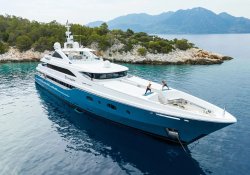 Turquoise yacht charter