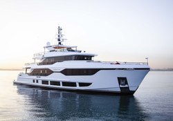 Rocket ONE yacht charter