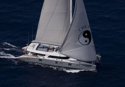 Che yacht charter