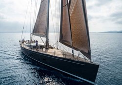 Acaia yacht charter