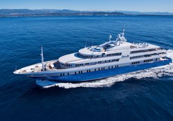 Queen Miri yacht charter