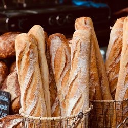 Place Des Lices Market Photo 7