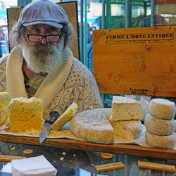Place Des Lices Market Photo 42