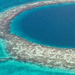 The Great Blue Hole Photo 5