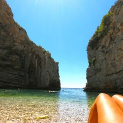 Stiniva Beach Photo 7