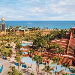 Atlantis Paradise Island Photo 17